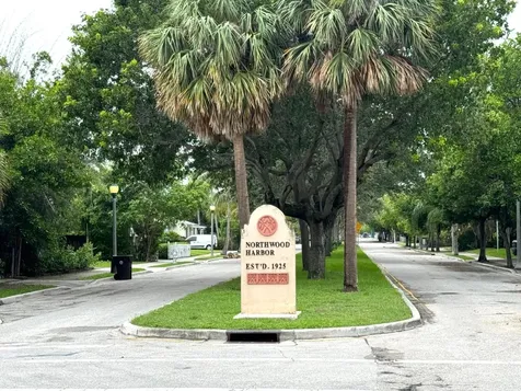 5200 N Flagler Drive West Palm Beach FL 33407