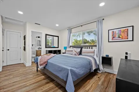 414 NE 26th Terrace Boca Raton FL 33431