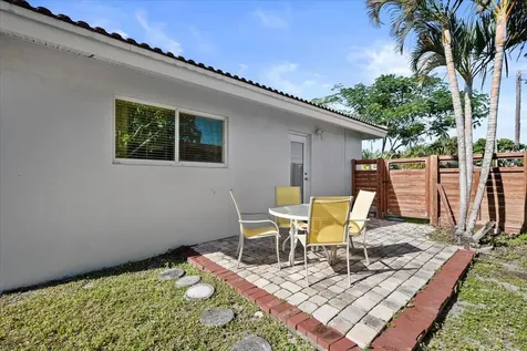 414 NE 26th Terrace Boca Raton FL 33431