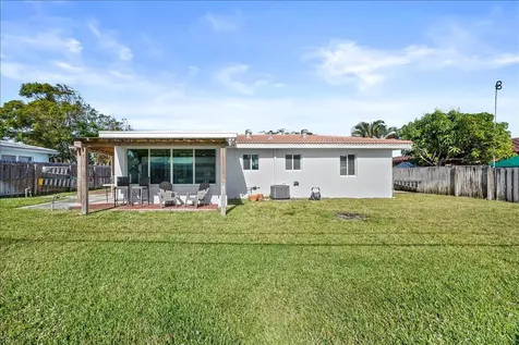 414 NE 26th Terrace Boca Raton FL 33431