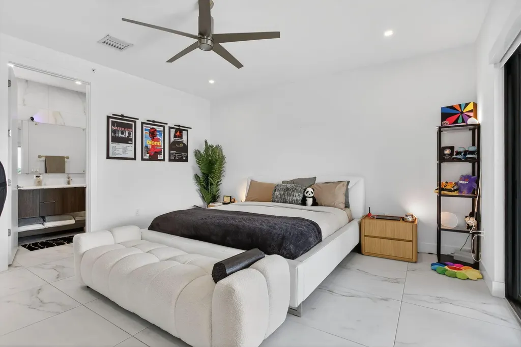 1044 N Victoria Park Road Fort Lauderdale FL 33304