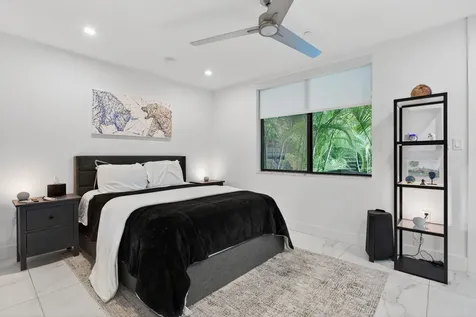 1044 N Victoria Park Road Fort Lauderdale FL 33304