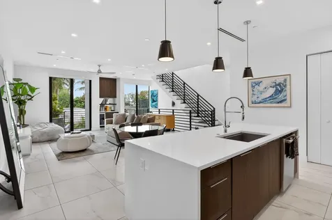 1044 N Victoria Park Road Fort Lauderdale FL 33304