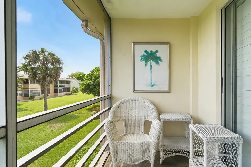 142 Norwich F West Palm Beach FL 33417
