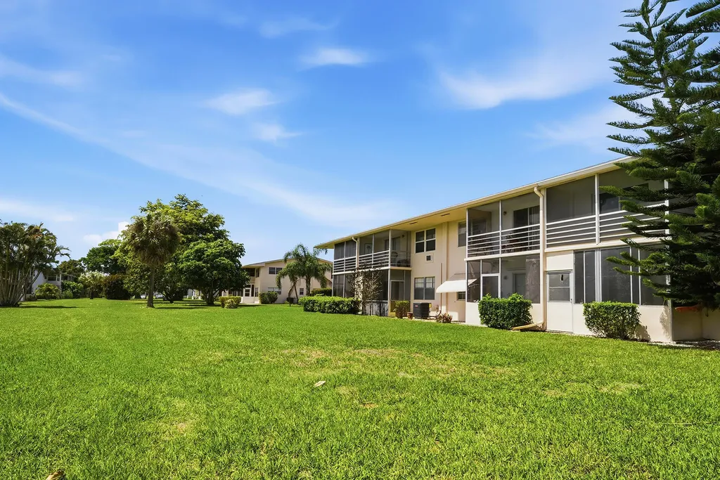142 Norwich F West Palm Beach FL 33417