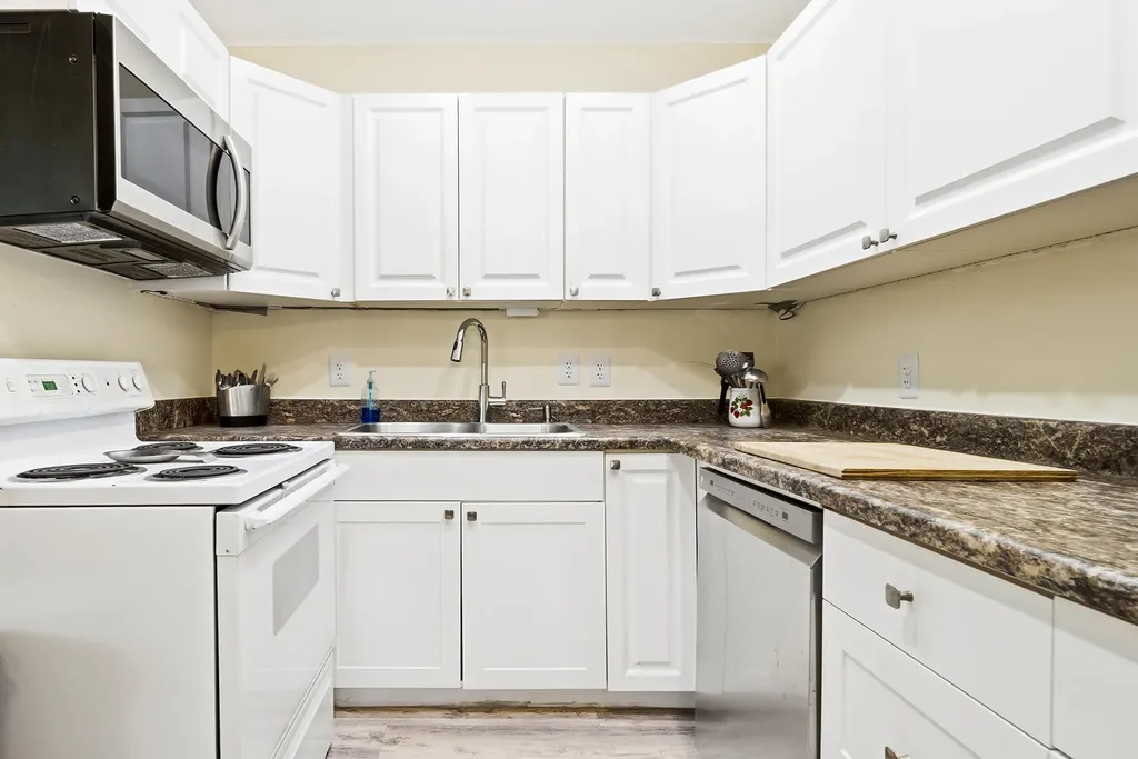 142 Norwich F West Palm Beach FL 33417