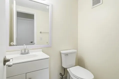 142 Norwich F West Palm Beach FL 33417