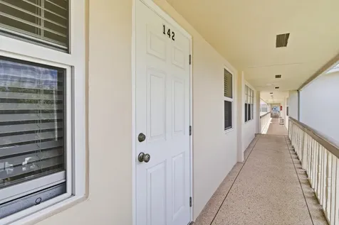 142 Norwich F West Palm Beach FL 33417