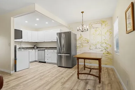 142 Norwich F West Palm Beach FL 33417