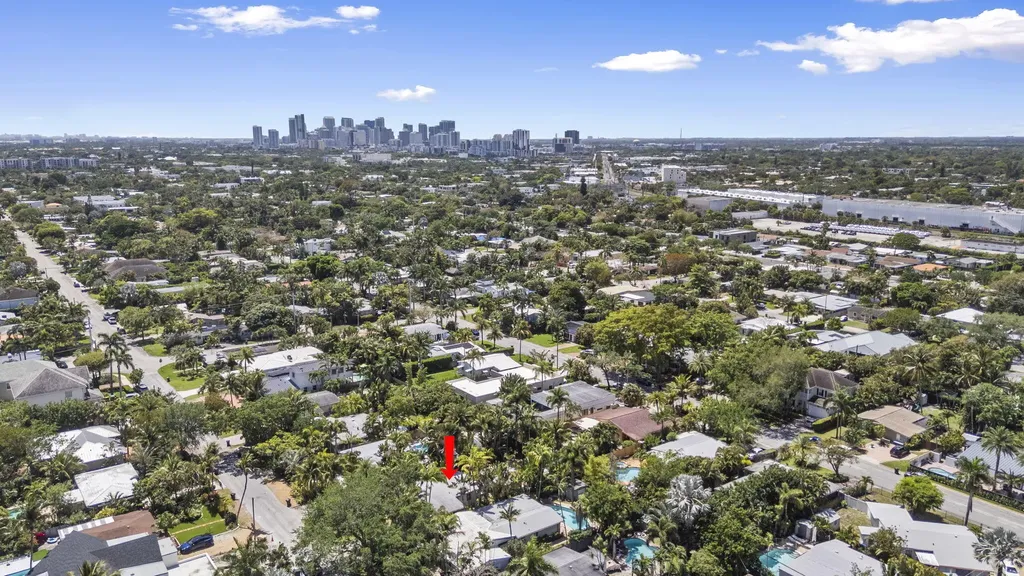 1627 NE 17th Avenue Fort Lauderdale FL 33305