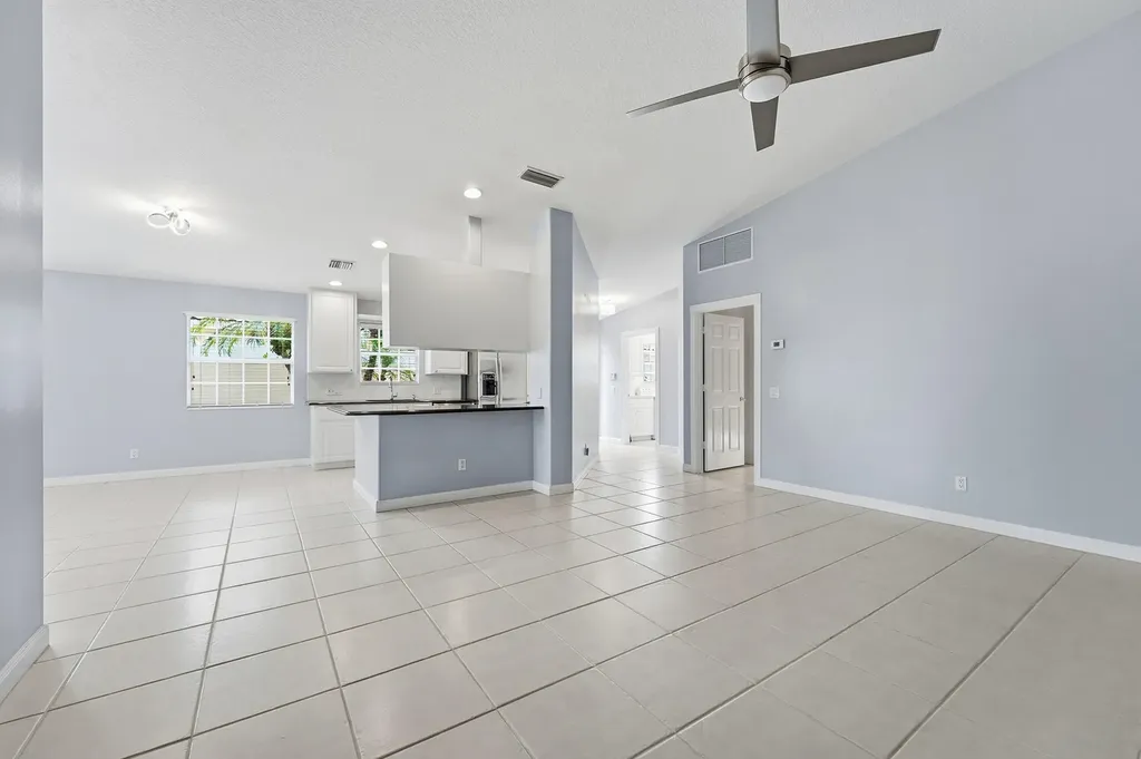 8137 Montserrat Place Wellington FL 33414