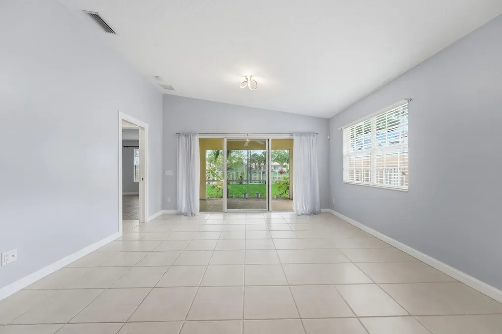 8137 Montserrat Place Wellington FL 33414