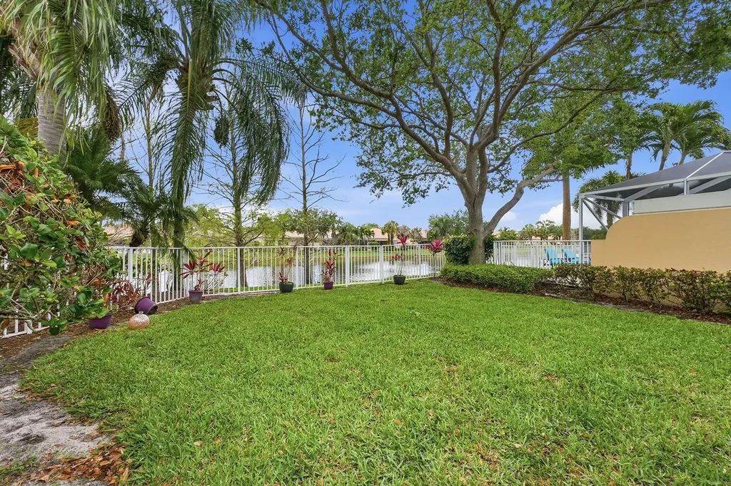 8137 Montserrat Place Wellington FL 33414