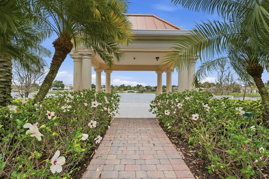 8137 Montserrat Place Wellington FL 33414