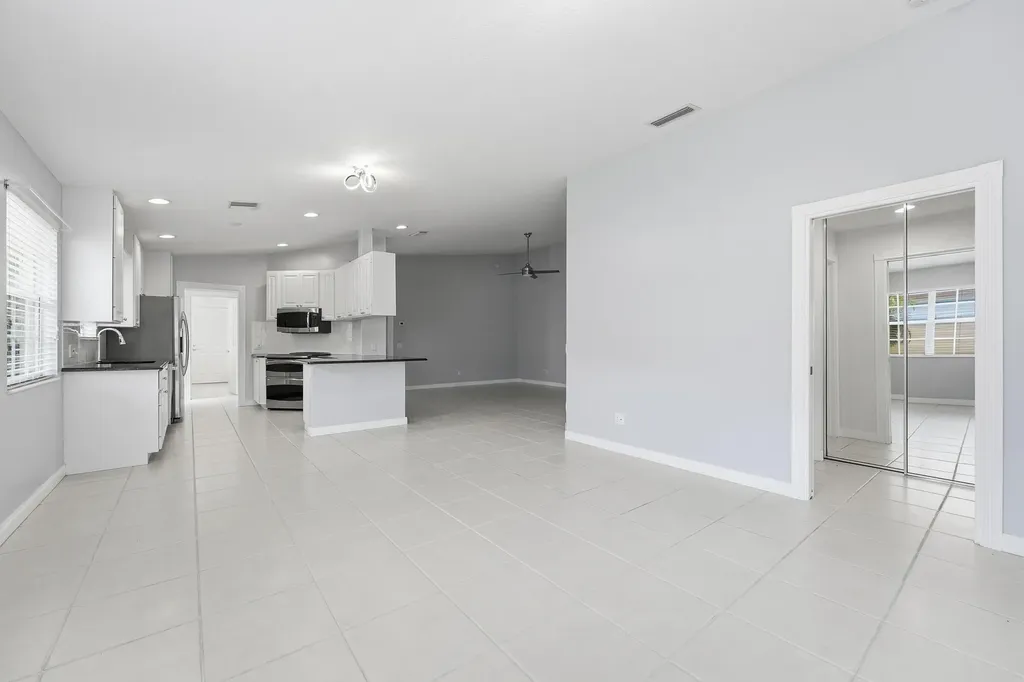 8137 Montserrat Place Wellington FL 33414