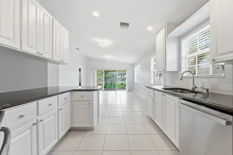 8137 Montserrat Place Wellington FL 33414
