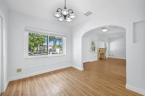 2200 SW 23rd Terrace Miami FL 33145