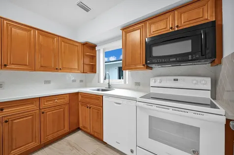 2200 SW 23rd Terrace Miami FL 33145
