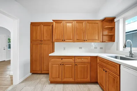 2200 SW 23rd Terrace Miami FL 33145