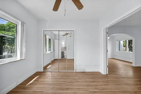 2200 SW 23rd Terrace Miami FL 33145