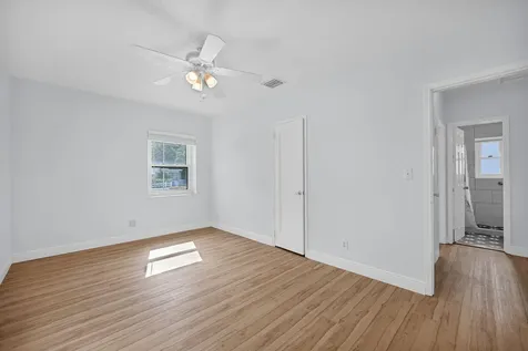 2200 SW 23rd Terrace Miami FL 33145