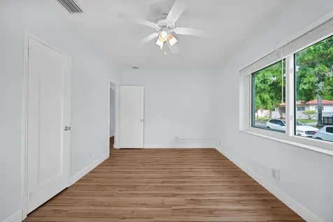 2200 SW 23rd Terrace Miami FL 33145