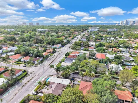 2200 SW 23rd Terrace Miami FL 33145