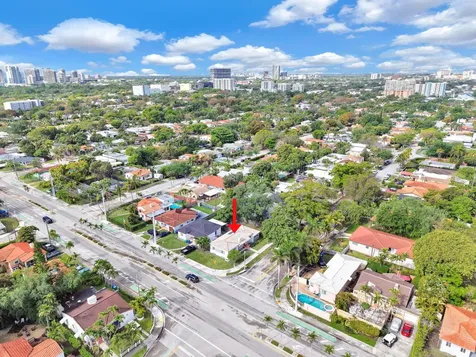 2200 SW 23rd Terrace Miami FL 33145
