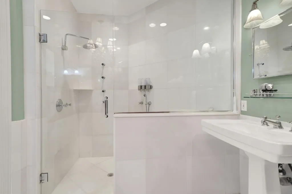 181 Atlantis Boulevard Atlantis FL 33462