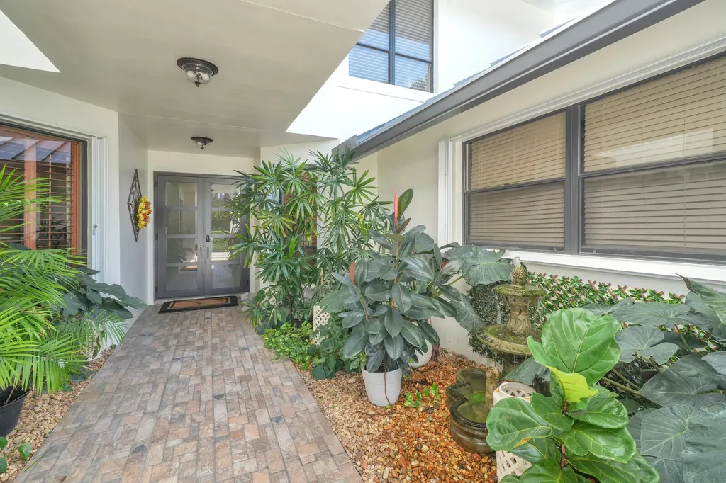 181 Atlantis Boulevard Atlantis FL 33462