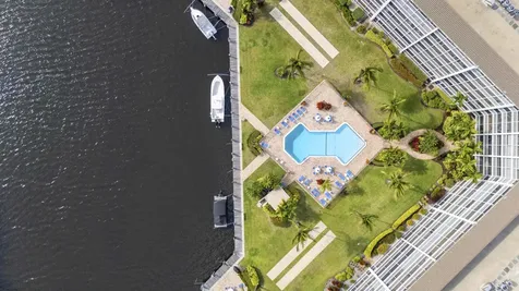 400 N Federal Highway Deerfield Beach FL 33441