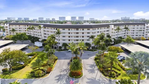 400 N Federal Highway Deerfield Beach FL 33441