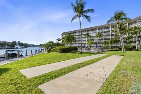 400 N Federal Highway Deerfield Beach FL 33441
