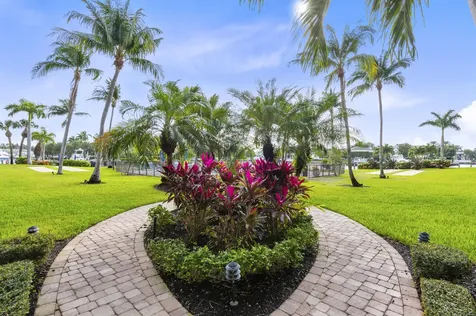 400 N Federal Highway Deerfield Beach FL 33441