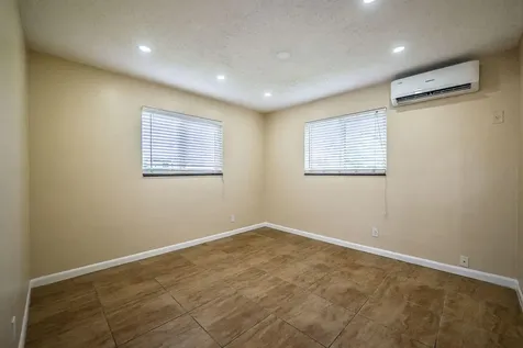 750 SW 2nd Street Fort Lauderdale FL 33312
