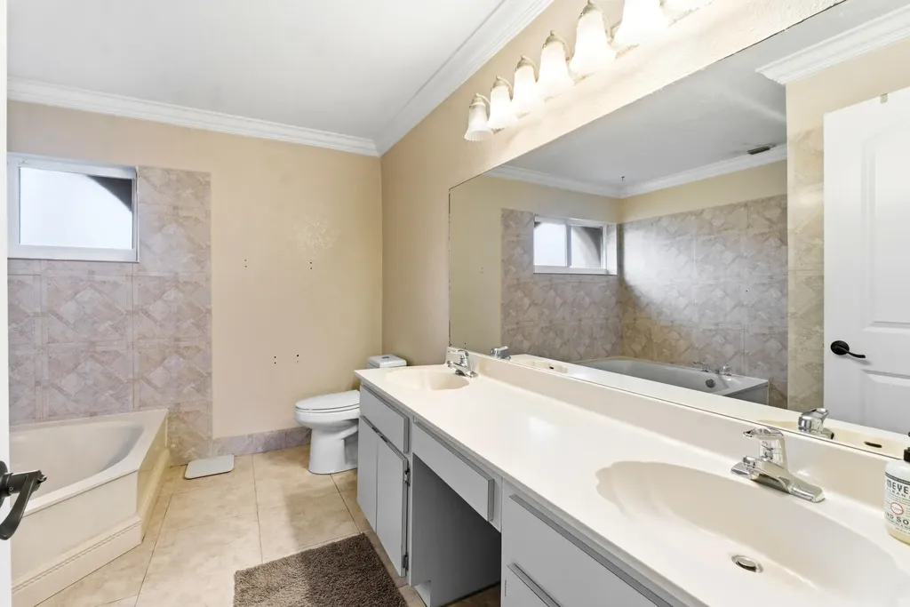 15031 Windover Way Davie FL 33331