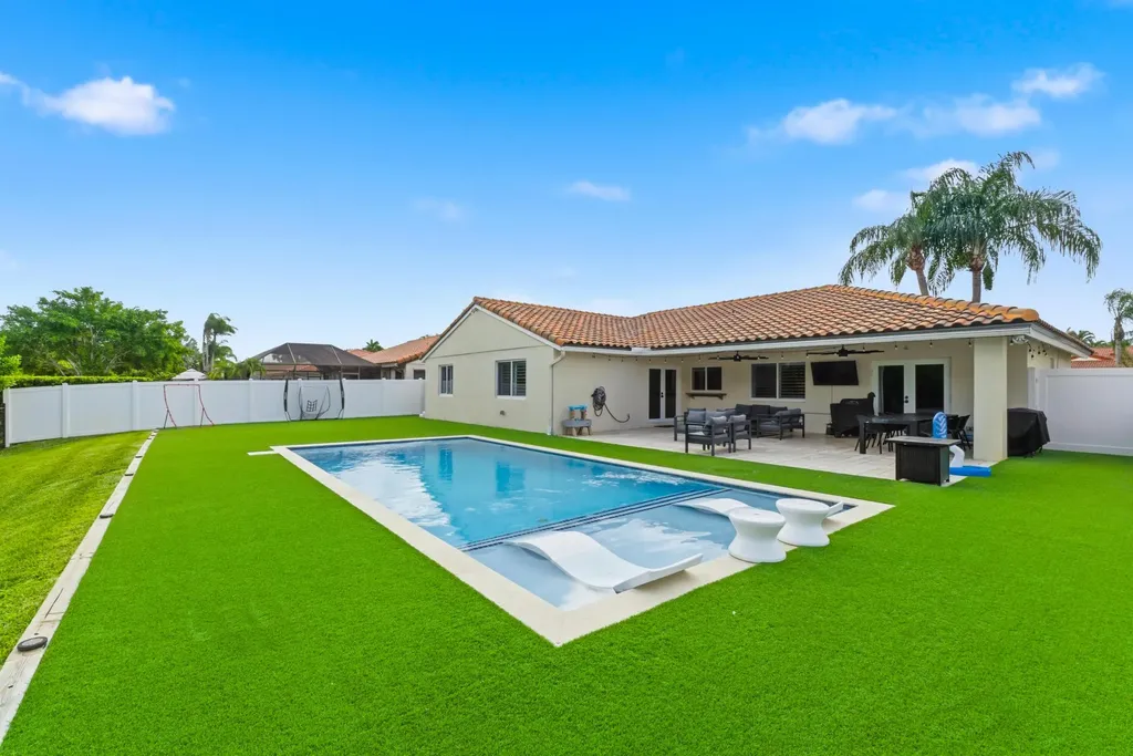 15031 Windover Way Davie FL 33331