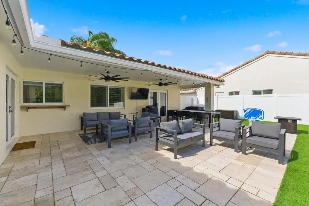 15031 Windover Way Davie FL 33331