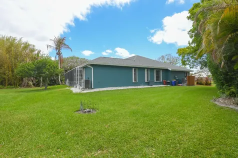 2263 NE Marlberry Lane Jensen Beach FL 34957