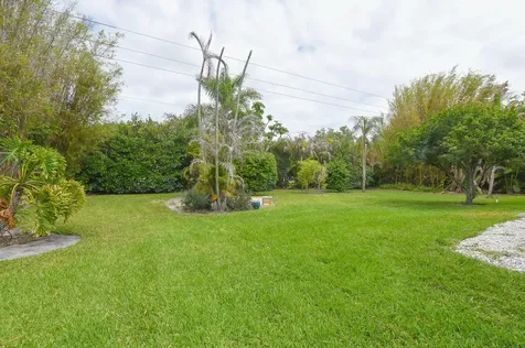 2263 NE Marlberry Lane Jensen Beach FL 34957