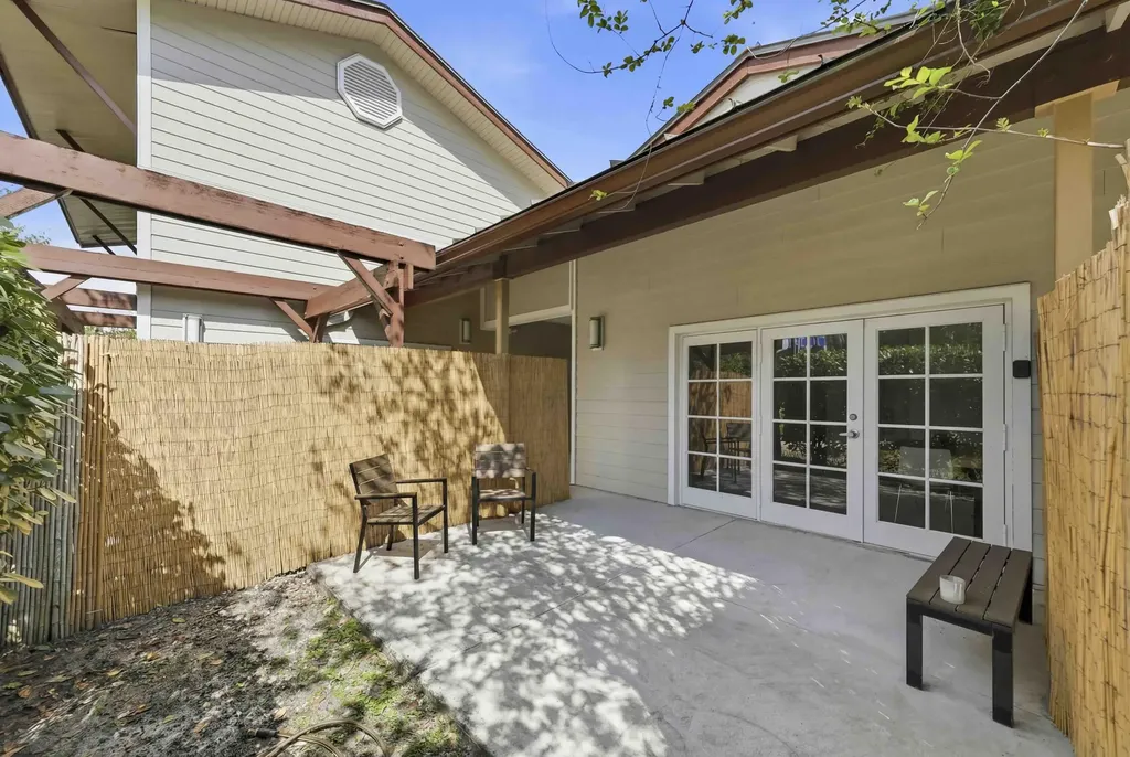 2950 S Flamingo Road Davie FL