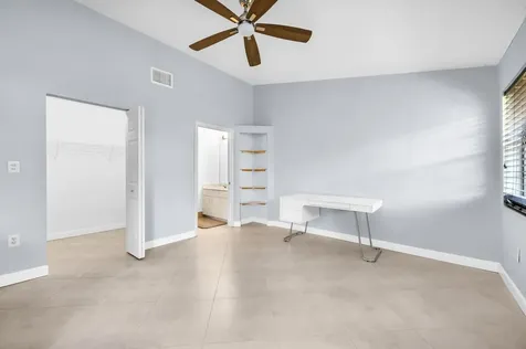 9665 NW 76th Court Tamarac FL 33321