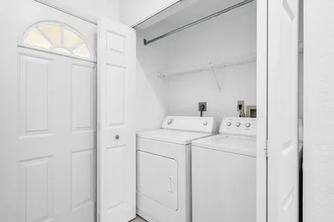 9665 NW 76th Court Tamarac FL 33321