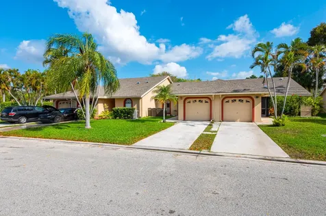 9665 NW 76th Court Tamarac FL 33321