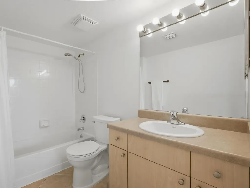 316 Villa Circle Boynton Beach FL 33435