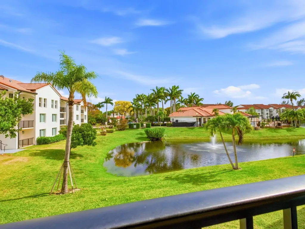 316 Villa Circle Boynton Beach FL 33435