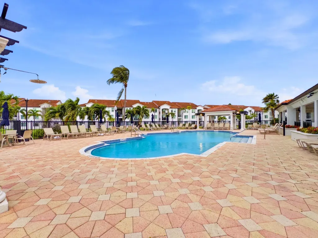 316 Villa Circle Boynton Beach FL 33435
