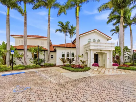 316 Villa Circle Boynton Beach FL 33435