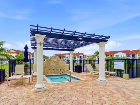316 Villa Circle Boynton Beach FL 33435