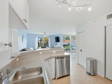 316 Villa Circle Boynton Beach FL 33435
